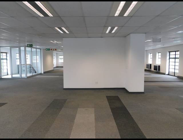 377M² OFFICE TO LET IN ROSEBANK